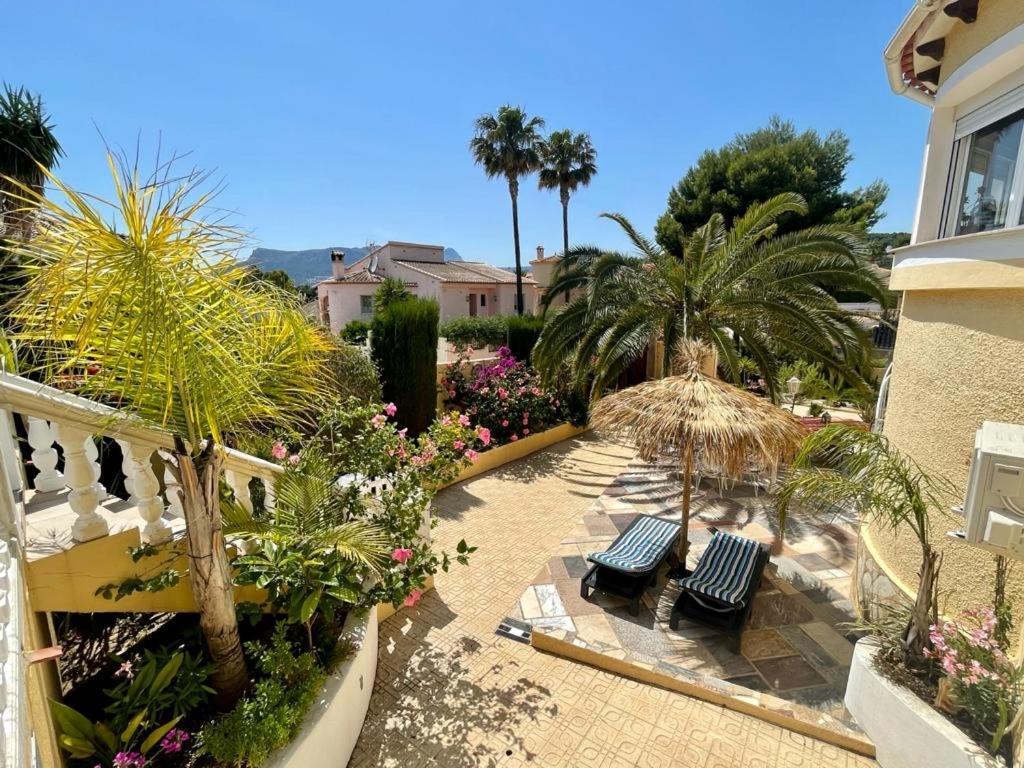 Villa Eva Asiana Guesthouse With Shared Pool ベニッサ エクステリア 写真
